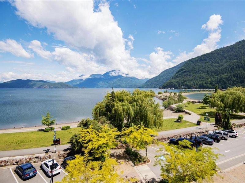Harrison Beach Hotel Harrison Hot Springs Eksteriør bilde
