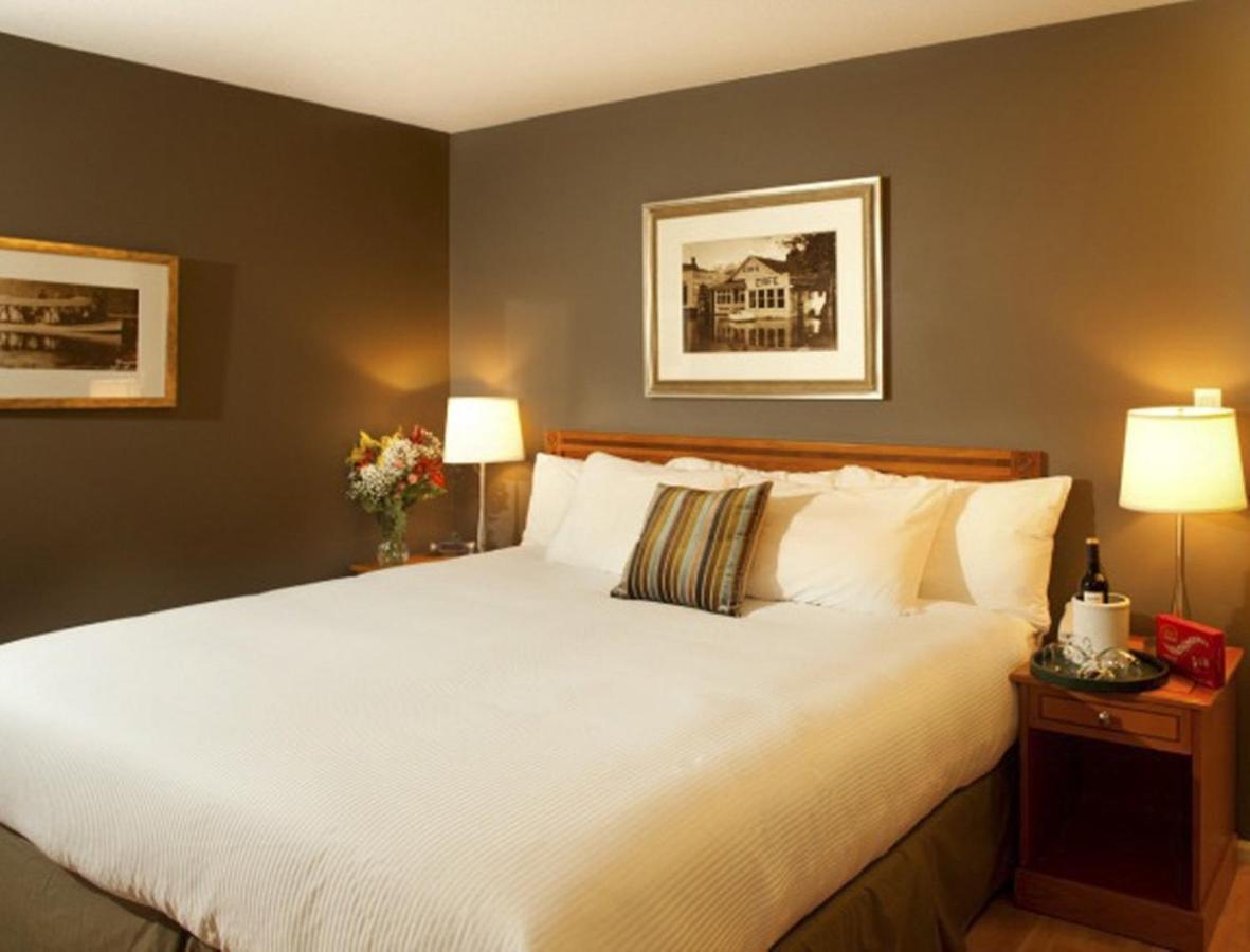 Harrison Beach Hotel Harrison Hot Springs Eksteriør bilde