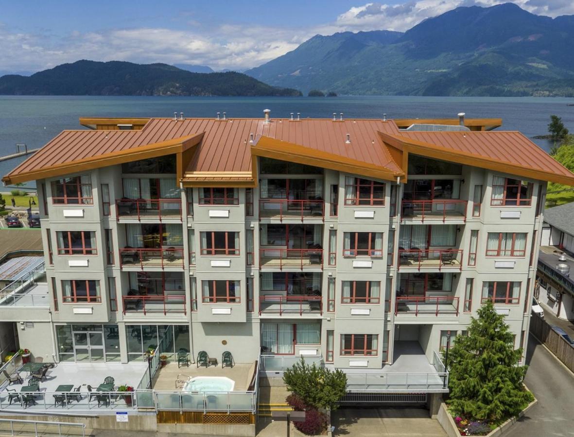 Harrison Beach Hotel Harrison Hot Springs Eksteriør bilde