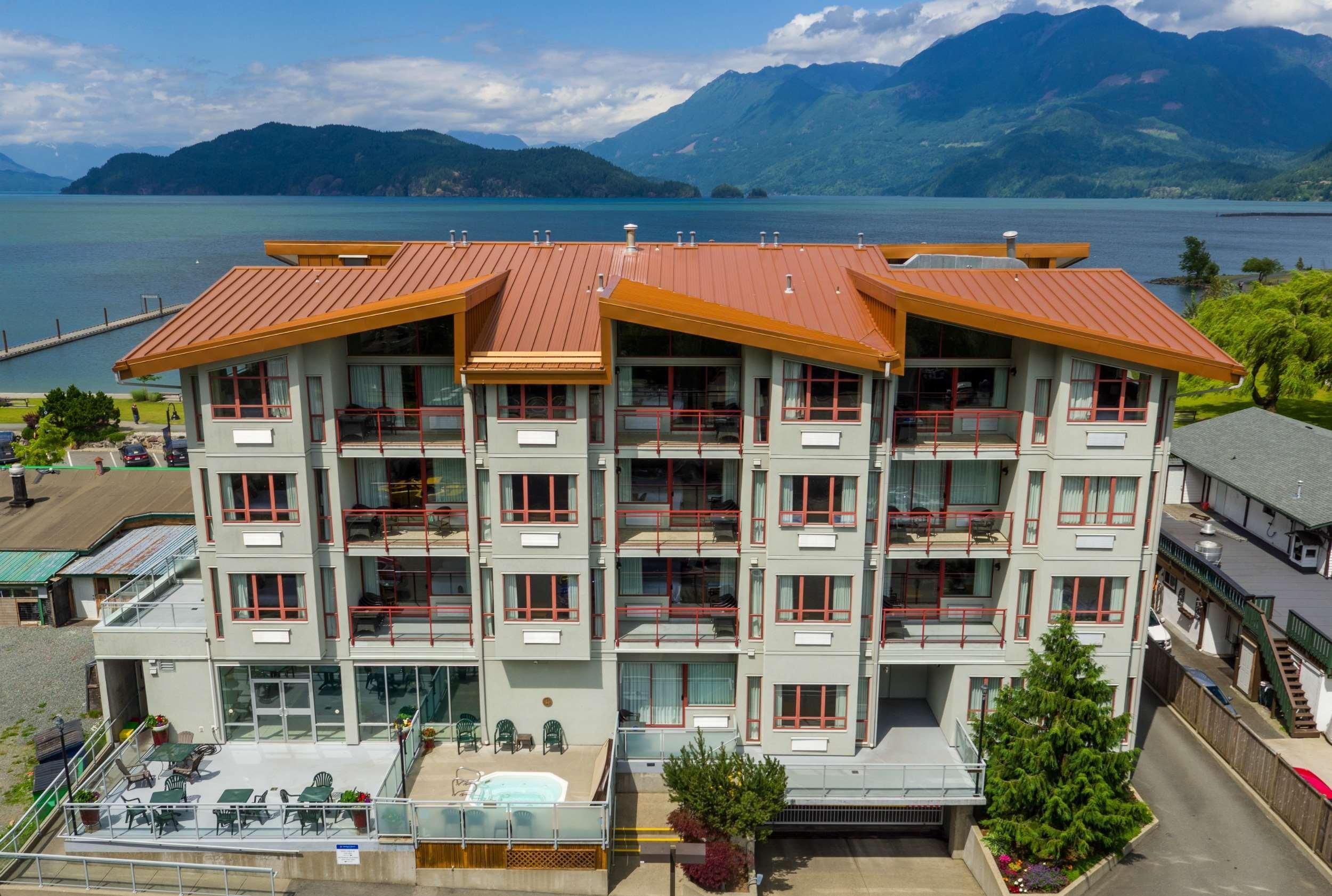 Harrison Beach Hotel Harrison Hot Springs Eksteriør bilde